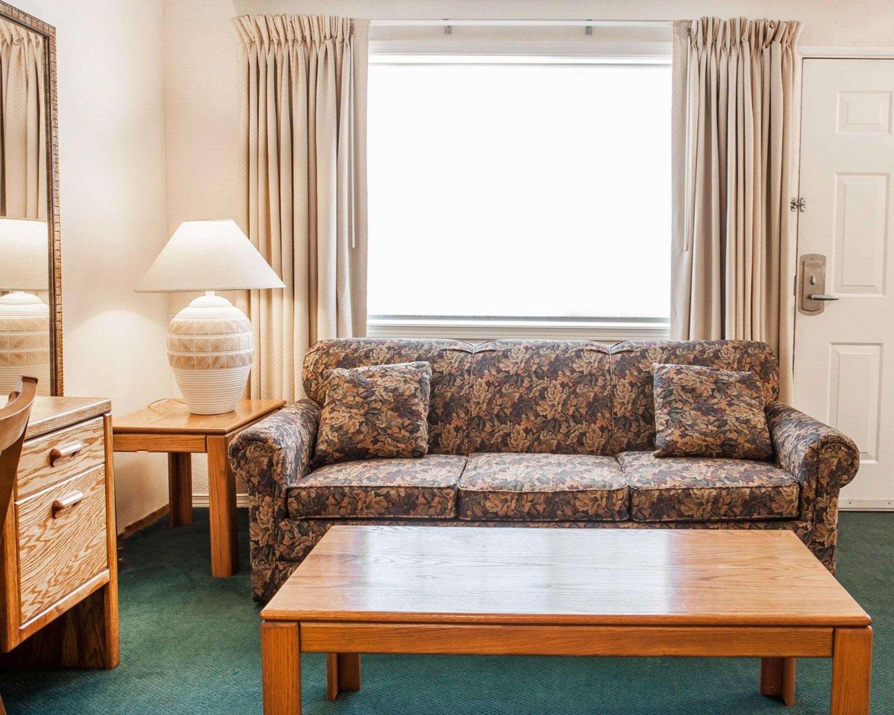 Quality Inn & Suites Bremerton Near Naval Shipyard Luaran gambar